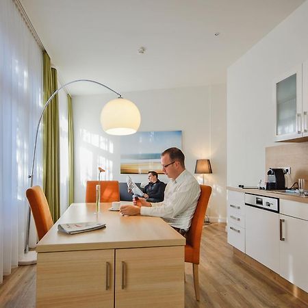 Apartmenthotel Kaiser Karl Бон Екстериор снимка
