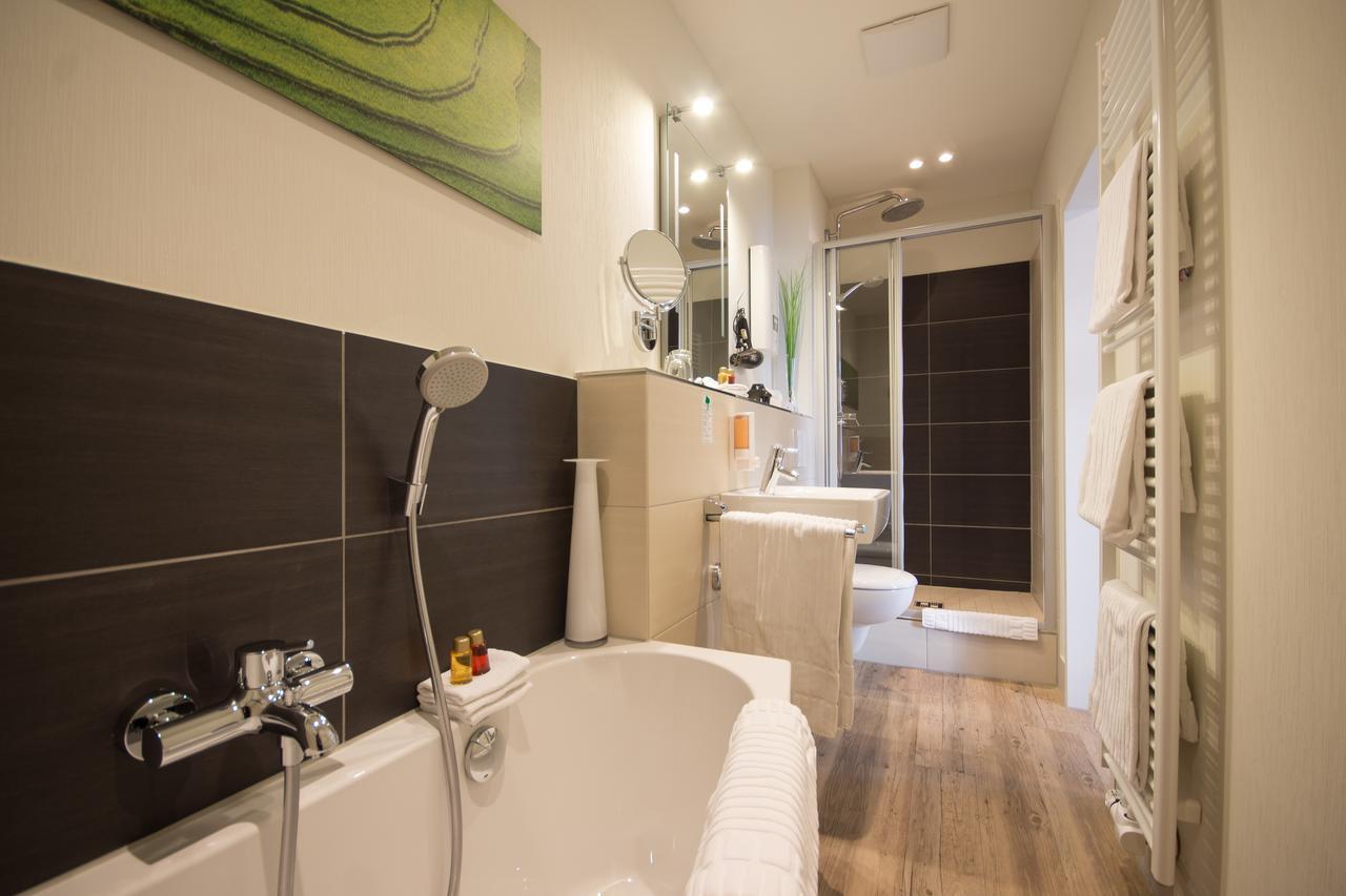 Apartmenthotel Kaiser Karl Бон Екстериор снимка