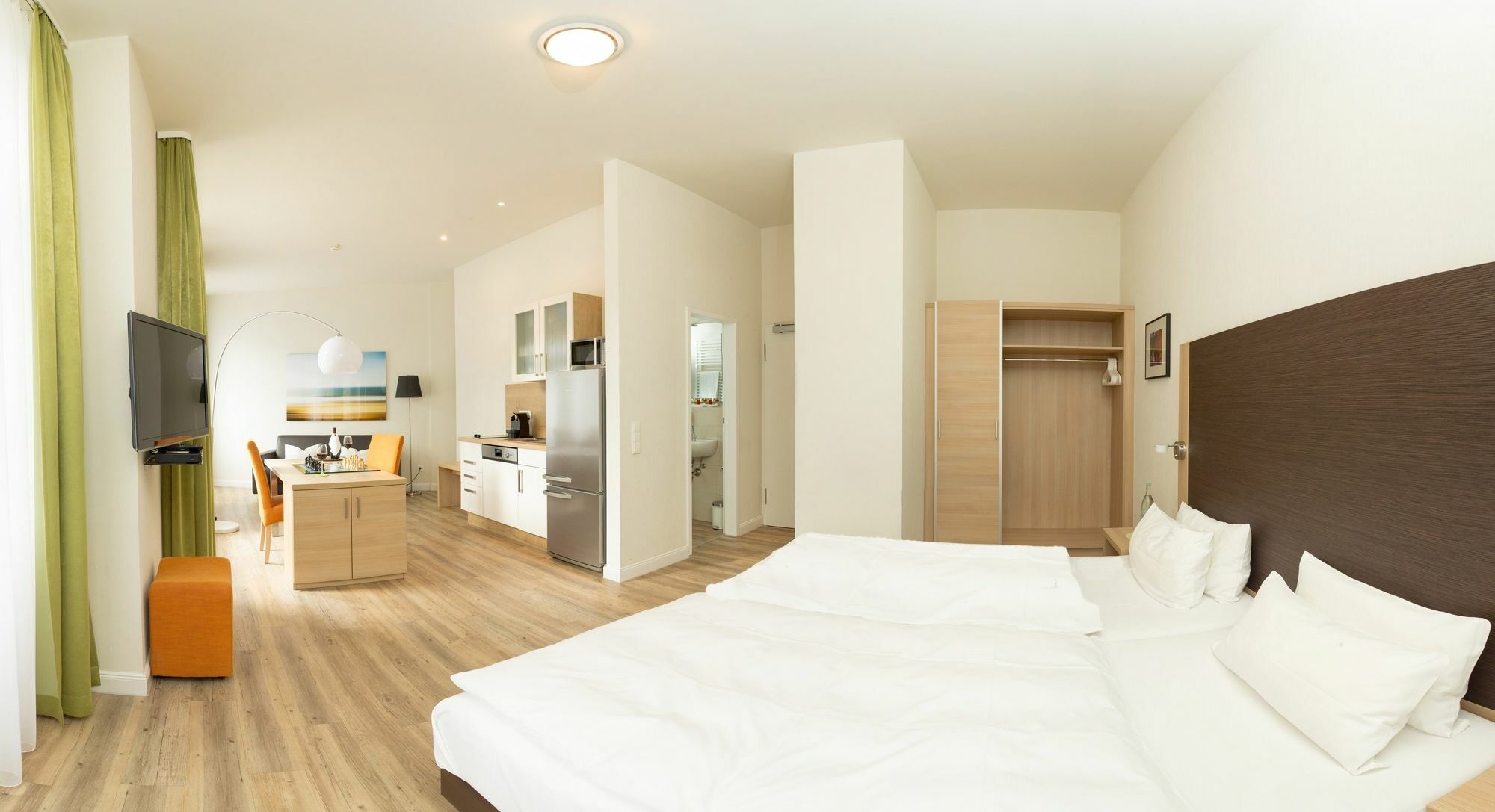 Apartmenthotel Kaiser Karl Бон Екстериор снимка